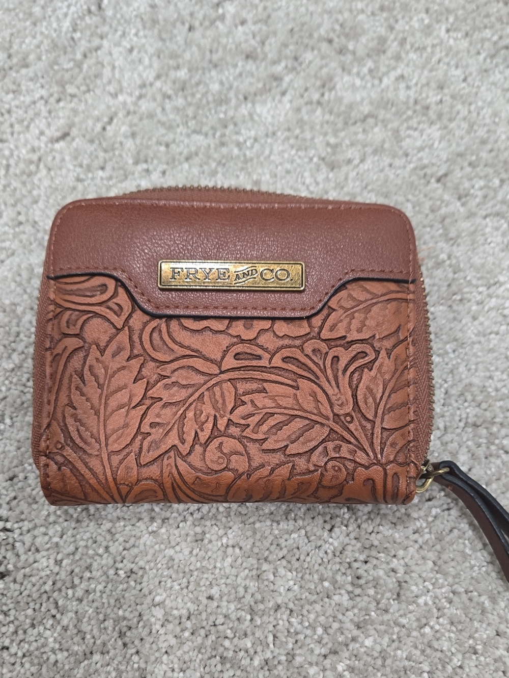 FRYE AND CO. Brown Floral-Tooled Leather Zip Wallet